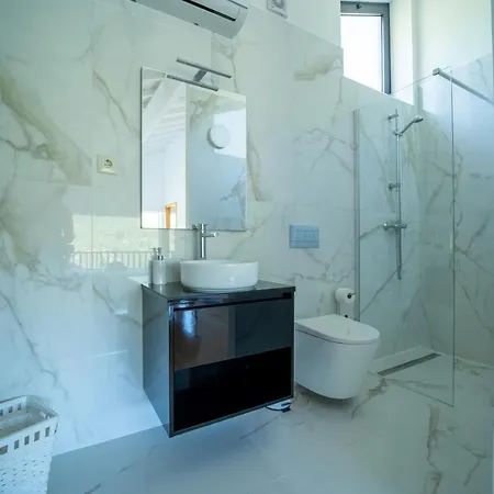 Cantinho Da Pedra * 维埃拉·多米尼奥