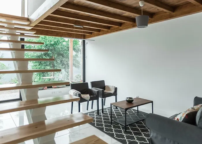 Cantinho Da Pedra * 비에이라도미노